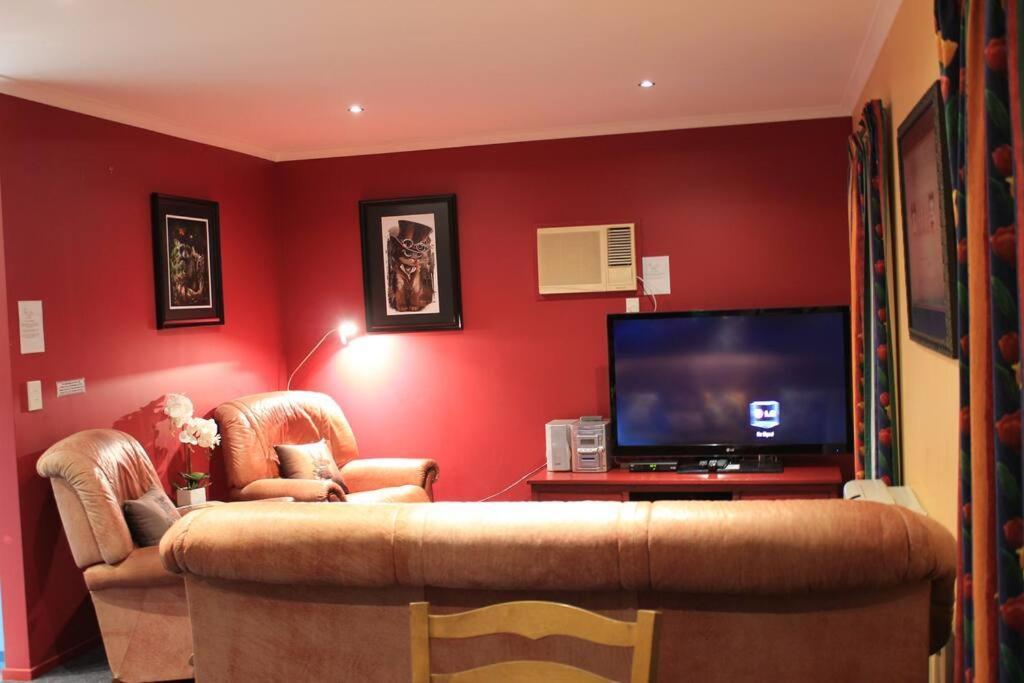 Вилла Popular Family And Pet Friendly Modern Cosy Bach Wifi Ханмер-Спрингс Экстерьер фото
